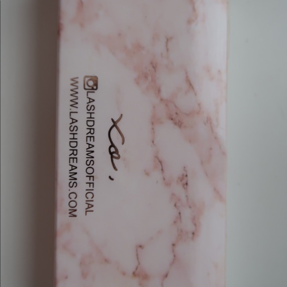 False Lashes - Picture 2 of 3